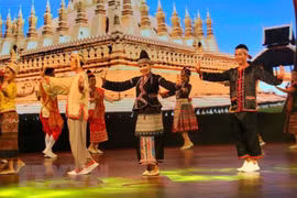 Knowledge quiz on Vietnam - Laos ties see rising participants
