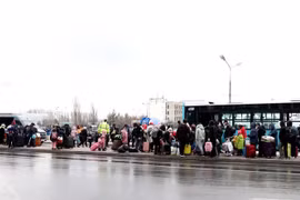 Vietnamese citizens in Ukraine supported to move to Russia, Hungary 