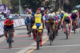 Cyclists compete at Tour of Thailand 2022