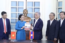 Vietnam, Laos seek closer people-to-people exchange