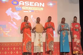 Cultural exchanges held to mark ASEAN’s 55th founding anniversary 