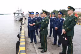 China coast guard delegation visits High Command of VCG Region 1