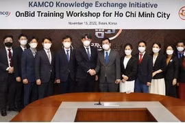 RoK corporation shares ways to operate online auction system with HCM City
