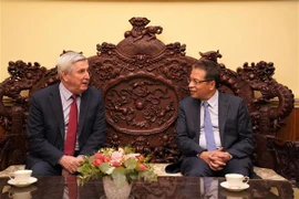 State Duma First Vice Chairman delighted at growing Vietnam-Russia ties