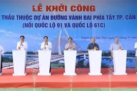 PM breaks ground for Can Tho’s western belt road project