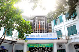 Hanoi Eye Hospital, Novartis launch glaucoma patient class
