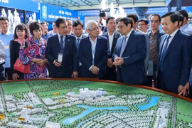 PM calls for new mindset, breakthroughs, values to develop southeastern region