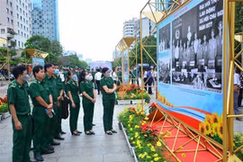Photo exhibition highlights late Prime Minister Vo Van Kiet’s life, career