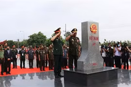 Vietnam, Cambodia hold first border defence exchange