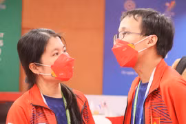 Married couple bring home two more chess golds