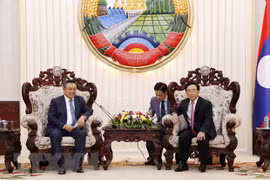 Lao PM pledges support for Hanoi-Vientiane cooperation