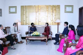 OIF leader visits Institute of Cultural Exchange with France