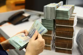 Reference exchange rate up 10 VND on March 3