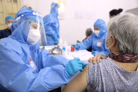 Vietnam hits milestone of 200 million COVID-19 vaccine doses administered