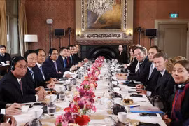 PM affirms resolve to join hands with Netherlands in promoting comprehensive partnership