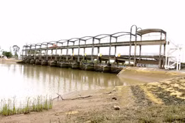 Mekong Delta authorities take measures to secure freshwater in upcoming dry season