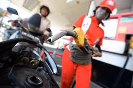 Indonesia plans to increase fuel, power prices