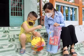 Vietnam strengthens measures to care for COVID-19-hit children
