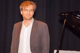 Concert bridges Vietnamese and Spanish cultures