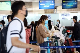 COVID-19: HCM City looks for passengers onboard two flights