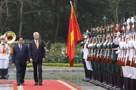 Welcome ceremony held for Malaysian PM