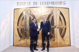 Prime Minister visits Luxembourg Stock Exchange
