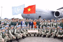 Vietnam's engineering unit, field hospital leave for UN peacekeeping missions
