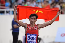 Vietnam athletics team close to gold medal target at SEA Games 31