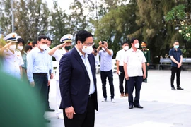 PM pays tribute to fallen soldiers in Gac Ma battle