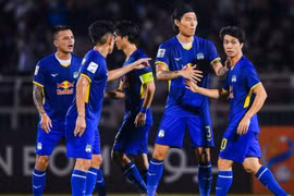 HAGL lose 2-1 in AFC Champions League return