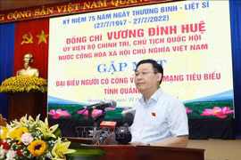 NA Chairman meets with outstanding revolutionaries in Quang Nam