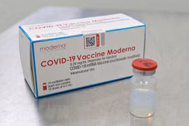 Expiry date of Moderna COVID-19 vaccine extended