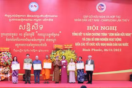 Student sponsorship programme helps promote Vietnam-Cambodia friendship