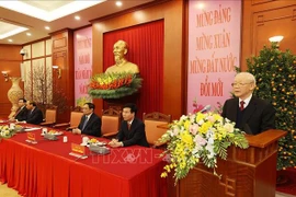 Party chief extends Tet wishes to leaders, former leaders, compatriots, soldiers nationwide