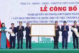 NA Chairman attends ceremony announcing establishment of new town in Binh Phuoc