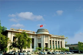Banks requested to cut rates to support economic recovery