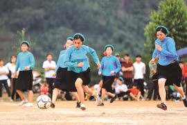 Quang Ninh fully taps local ethnic cultures for tourism development