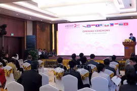 ASEAN meeting seeks to increase postal market share in new situation