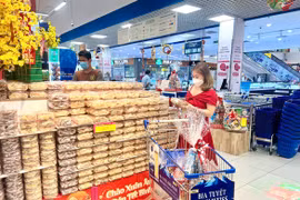 Retailers report surge in sales of Tet favourites