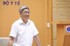  Deputy Minister of Health Nguyen Truong Son receives reprimand over wrongdoings