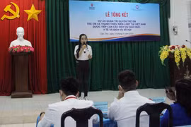 Project helps LGBT teens in service access 