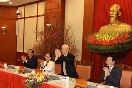 Party chief hails elderly association for five-year achievements