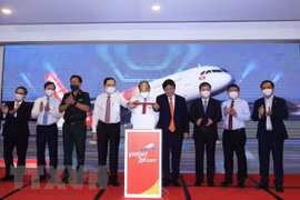 Vietjet resumes 10 air routes from/to Can Tho city