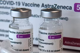 PM proposes AstraZeneca continue supplying COVID-19 vaccine, treatment drugs
