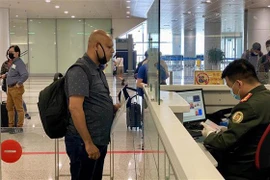 Vietnam drops COVID-19 vaccine certificates, quarantine requirements for foreign arrivals