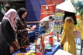 Photo exhibition on Vietnam underway in Algeria