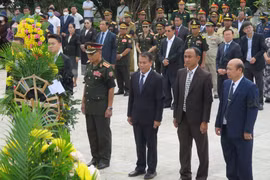 Remains of volunteer soldiers reburied in Kon Tum
