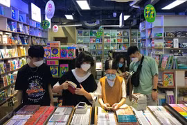 Party chief lauds contributions of book publishing, printing, distribution sector