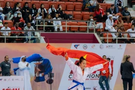 Vietnamese athletes win gold at Asian Jujitsu Championships