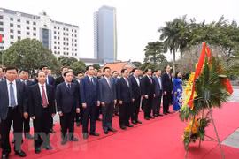 PM pays pre-Tet visit to Thanh Hoa